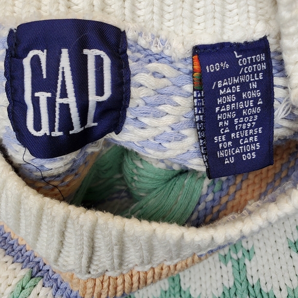 Vintage GAP Sweater - Picture 4 of 5